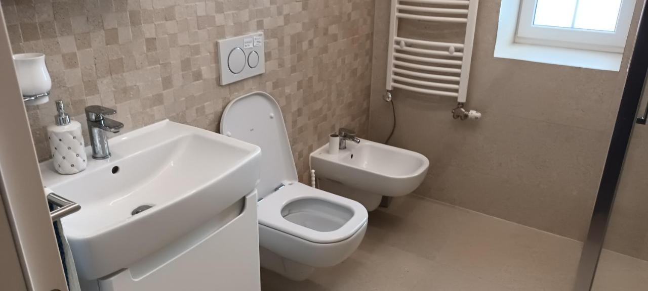 Apartmán Ostrý Vŕšok v Starom Smokovci Appartamento Vysoké Tatry Esterno foto